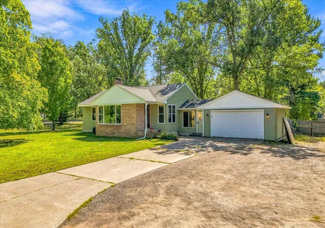 Photo 1 of Sale Pending at 607 Fair Ave W, Mora, MN 55051 | MLS# 7145365 | Listing updated on 2026-09-24