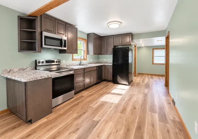Photo 3 of Single family home for sale at 609 Ne 5th Avenue, Grand Rapids, MN 55744 | MLS# 7145383 | Listing updated on 2026-09-18