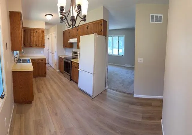 Photo 3 of Single family home for sale at 926 Holcombe Ave N, Litchfield, MN 55355 | MLS# 7145488 | Listing updated on 2026-09-17