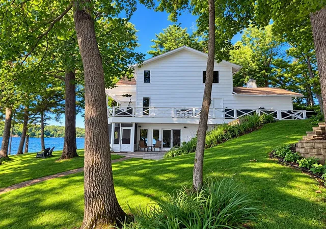 Photo 4 of Single family home for sale at 1339 Hungerford Point, Saint Croix Falls, WI 54024 | MLS# 7145564 | Listing updated on 2026-09-17