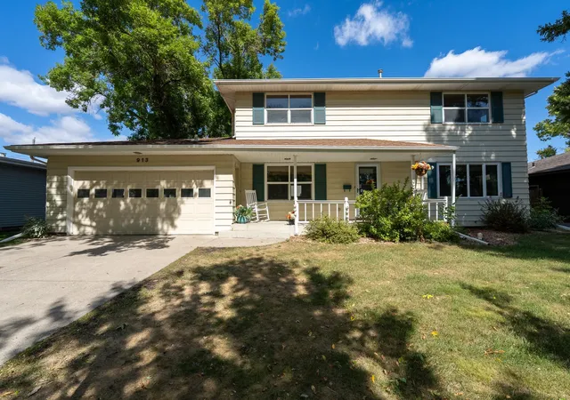 Single family home for sale at 913 Park Dr S, Fargo, ND 58103 | MLS# 7145673