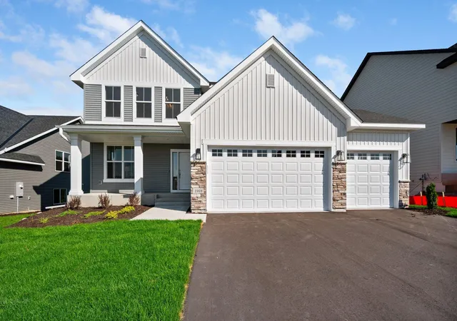 Photo 2 of Single family home for sale at 1969 S Lusitano St, Shakopee, MN 55379 | MLS# 7145687 | Listing updated on 2026-09-17