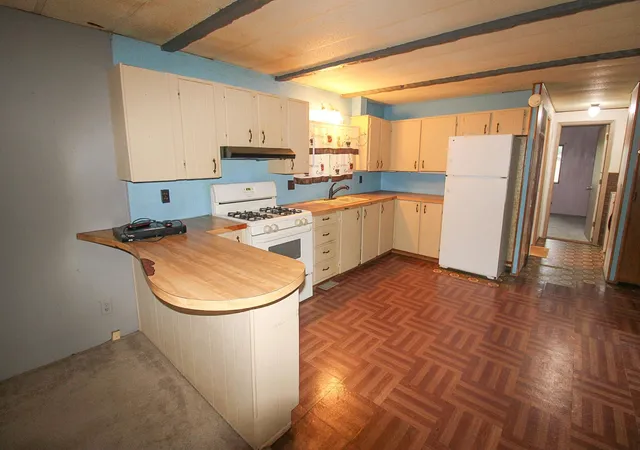 Photo 4 of Single family home for sale at 203 3rd Avenue N, Biwabik, MN 55708 | MLS# 7145696 | Listing updated on 2026-09-18