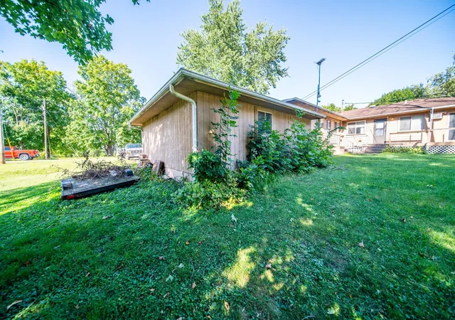 Photo 3 of Sale Pending at 226 27th Street NE, Rochester, MN 55906 | MLS# 7145766 | Listing updated on 2026-09-17