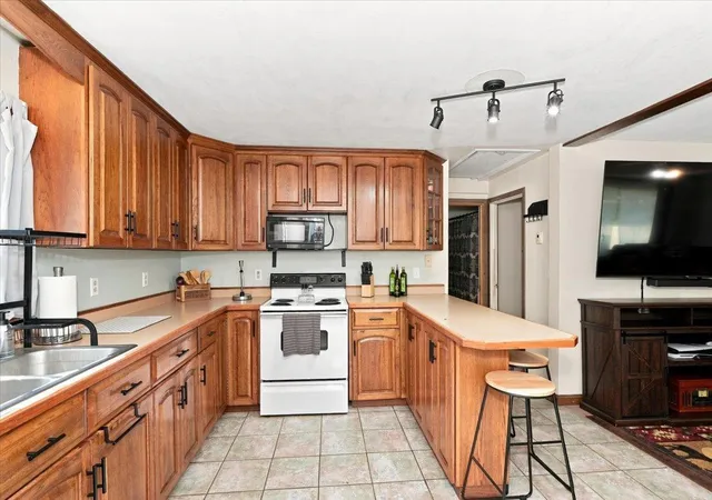 Photo 4 of Sale Pending at 6845 S Wi 35, Superior, WI 54880 | MLS# 7145822 | Listing updated on 2026-09-21