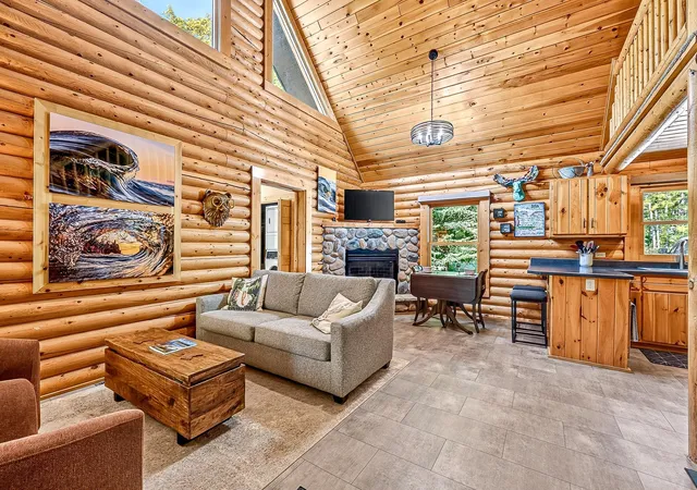 Photo 4 of Single family home for sale at 2626 Ridgeview Dr, Two Harbors, MN 55616 | MLS# 7145875 | Listing updated on 2026-09-18