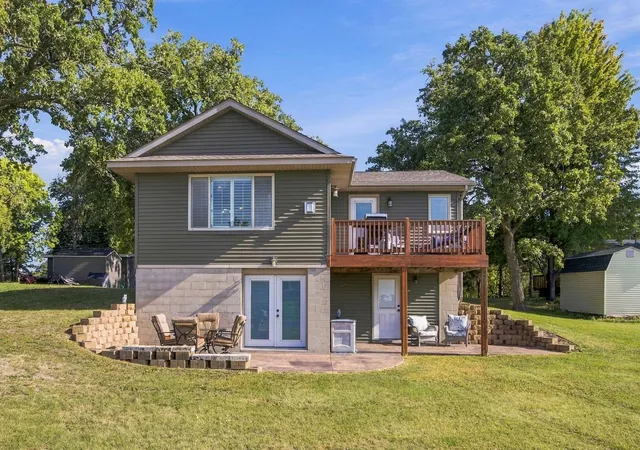 Single family home for sale at 1712 Kestrel Cir, Buffalo, MN 55313 | MLS# 7145980