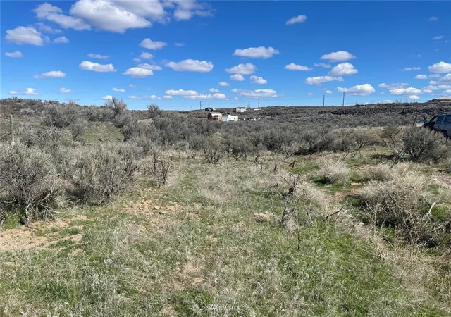 Photo 1 of Land for sale at 0 Lot 8 Pardee Pl, Ephrata, WA 98823 | MLS# NWM1909381 | Listing updated on 2026-09-17