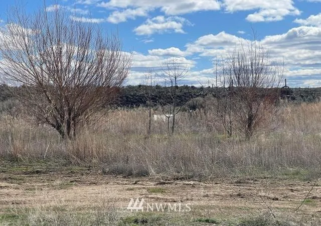 Photo 2 of Land for sale at 0 Lot 8 Pardee Pl, Ephrata, WA 98823 | MLS# NWM1909381 | Listing updated on 2026-09-17