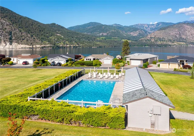 Photo 3 of Multi family home for sale at 1 Beach 565 P, Manson, WA 98831 | MLS# NWM1986577 | Listing updated on 2026-09-17