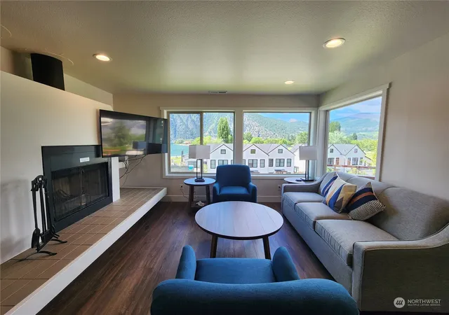 Photo 3 of House for sale at 1 Lodge 638 B, Manson, WA 98831 | MLS# NWM1989829 | Listing updated on 2026-09-17