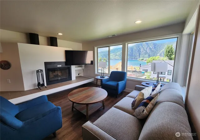 Photo 4 of House for sale at 1 Lodge 638 B, Manson, WA 98831 | MLS# NWM1989829 | Listing updated on 2026-09-17