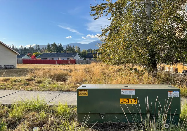 Photo 4 of Land for sale at 1140 E Park St, Port Angeles, WA 98362 | MLS# NWM2013426 | Listing updated on 2026-09-17