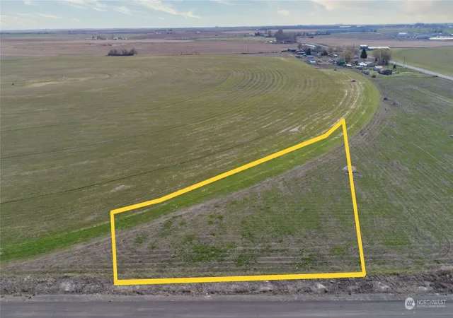 Photo 1 of Land for sale at 0 Lot 6 Rd M Ne, Moses Lake, WA 98837 | MLS# NWM2043944 | Listing updated on 2026-09-17