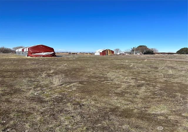 Photo 3 of Land for sale at 0 Lot 6 Rd M NE, Moses Lake, WA 98837 | MLS# NWM2043944 | Listing updated on 2026-09-17