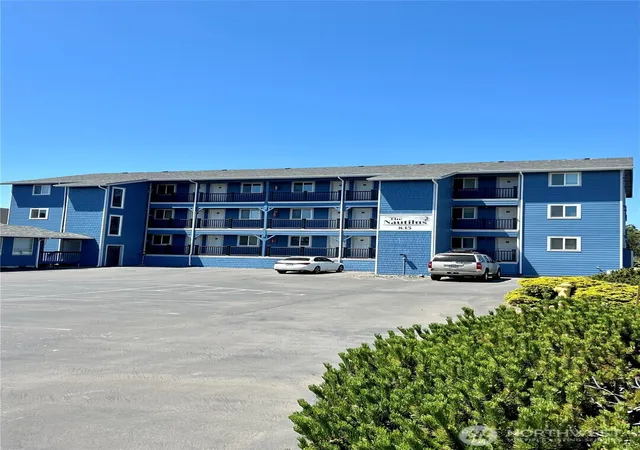 Photo 2 of Condo for sale at 835 Ocean Shrs Blvd Nw #208, Ocean Shores, WA 98569 | MLS# NWM2133853 | Listing updated on 2026-09-17