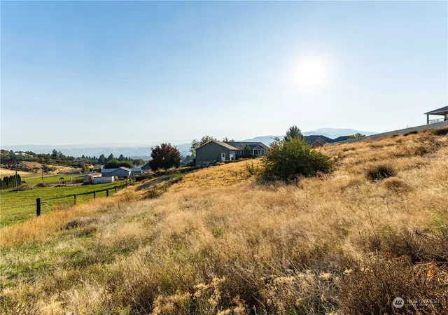 Photo 3 of Land for sale at 3992 Knowles Rd, Wenatchee, WA 98801 | MLS# NWM2176179 | Listing updated on 2026-09-17
