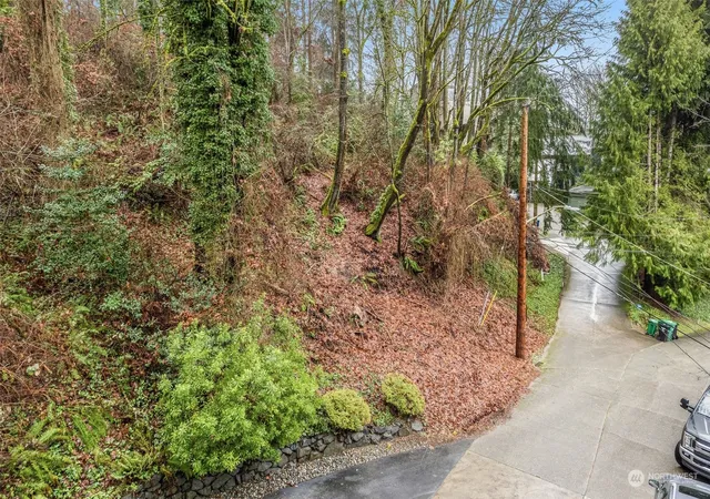 Photo 4 of Land for sale at 2211 16th Avenue E, Seattle, WA 98112 | MLS# NWM2193500 | Listing updated on 2026-09-17