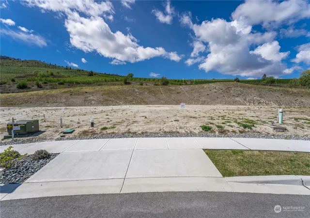 Photo 1 of Land for sale at 150 Loretta Ln, Chelan, WA 98816 | MLS# NWM2230590 | Listing updated on 2026-09-17