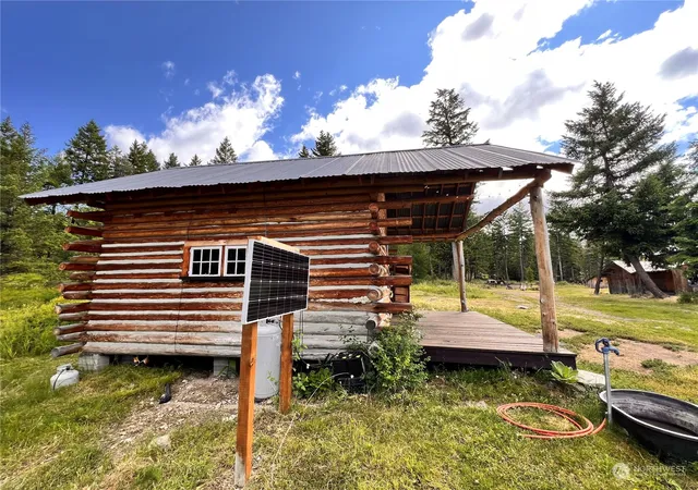 Photo 4 of Single family home for sale at 177 1st Creek Rd, Curlew, WA 99118 | MLS# NWM2262408 | Listing updated on 2026-09-17