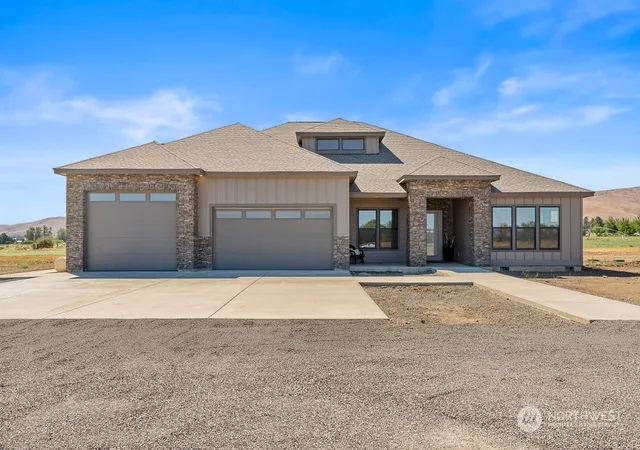 Photo 1 of Single family home for sale at 860 Waterbrook Ln, Ellensburg, WA 98926 | MLS# NWM2270034 | Listing updated on 2026-09-17