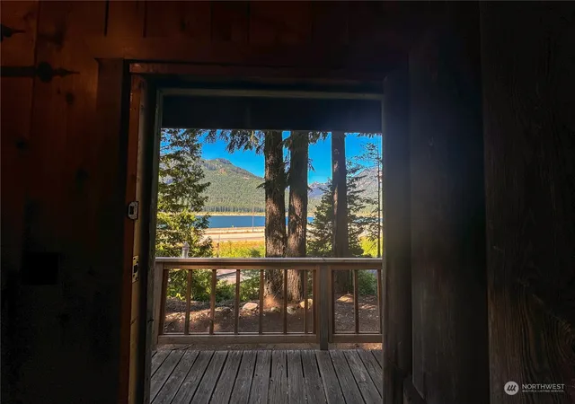 Photo 3 of Single family home for sale at 4061 Fs Rd 4832, Hyak, WA 98068 | MLS# NWM2270098 | Listing updated on 2026-09-17