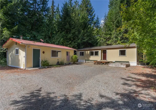 Photo 1 of Manufactured home for sale at 310 N Beacon Point Loop S, Lilliwaup, WA 98555 | MLS# NWM2277719 | Listing updated on 2026-09-17