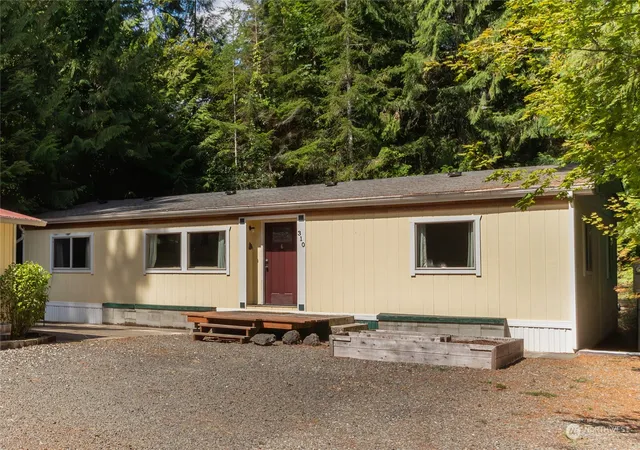 Photo 3 of Manufactured home for sale at 310 N Beacon Point Loop S, Lilliwaup, WA 98555 | MLS# NWM2277719 | Listing updated on 2026-09-17