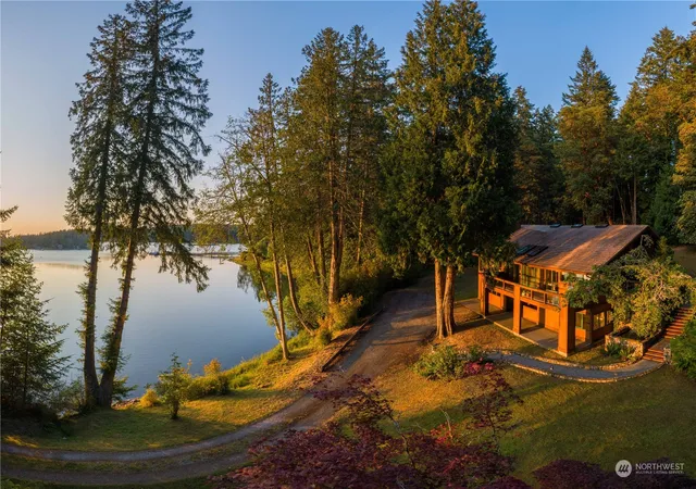 Photo 1 of Single family home for sale at 934 Mitchell Bay Rd, Friday Harbor, WA 98250 | MLS# NWM2277759 | Listing updated on 2026-09-29