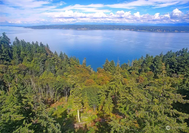 Photo 3 of Land for sale at 4081 Preserve Dr, Camano Island, WA 98282 | MLS# NWM2279365 | Listing updated on 2026-09-17