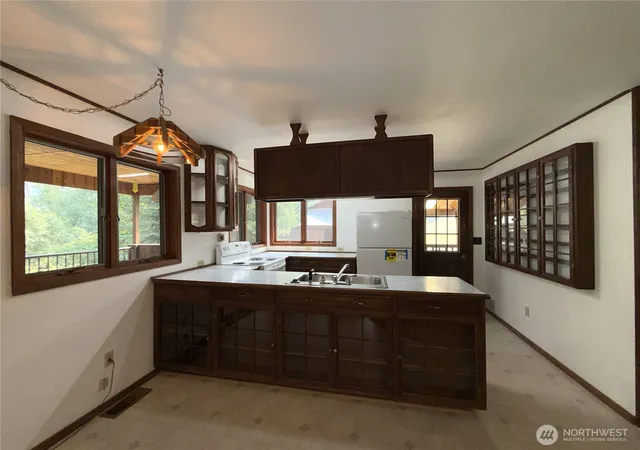 Photo 4 of Single family home for sale at 5 Vista Dr, Republic, WA 99166 | MLS# NWM2284995 | Listing updated on 2026-09-17