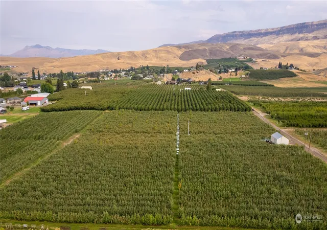 Photo 4 of House for sale at 0 N Quincy Ave, East Wenatchee, WA 98802 | MLS# NWM2303377 | Listing updated on 2026-09-17