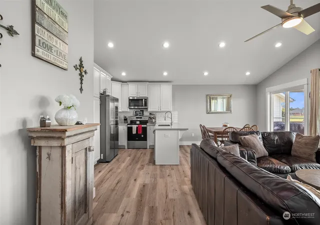 Photo 4 of Single family home for sale at 571 Puffin Ave NE, Ocean Shores, WA 98569 | MLS# NWM2305443 | Listing updated on 2026-09-17