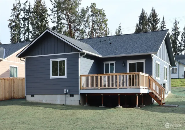 Photo 2 of Single family home for sale at 1920 W 10th Street, Port Angeles, WA 98363 | MLS# NWM2311315 | Listing updated on 2026-09-17