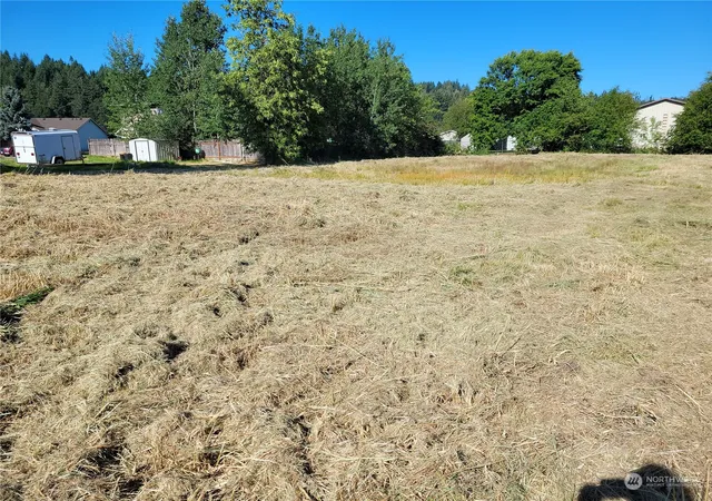 Photo 2 of Land for sale at 833 20th Street Sw, Chehalis, WA 98532 | MLS# NWM2314758 | Listing updated on 2026-09-17