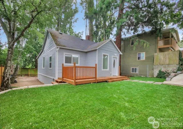 Photo 3 of Single family home for sale at 4636 S Othello, Seattle, WA 98118 | MLS# NWM2328945 | Listing updated on 2026-09-17