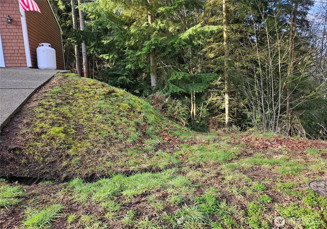 Photo 2 of Land for sale at 9999 E 5th St Lots 9 12 Blk 186, Port Angeles, WA 98362 | MLS# NWM2334861 | Listing updated on 2026-09-17