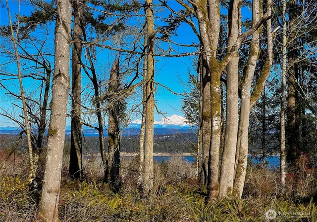Photo 1 of Land for sale at 2998 Oak Bay Rd, Port Hadlock, WA 98339 | MLS# NWM2336404 | Listing updated on 2026-09-17