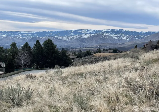 Photo 2 of Land for sale at 236 Stoneybrook Ln, Wenatchee, WA 98801 | MLS# NWM2346616 | Listing updated on 2026-09-17