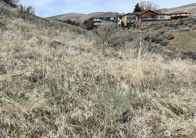 Photo 4 of Land for sale at 236 Stoneybrook Ln, Wenatchee, WA 98801 | MLS# NWM2346616 | Listing updated on 2026-09-17