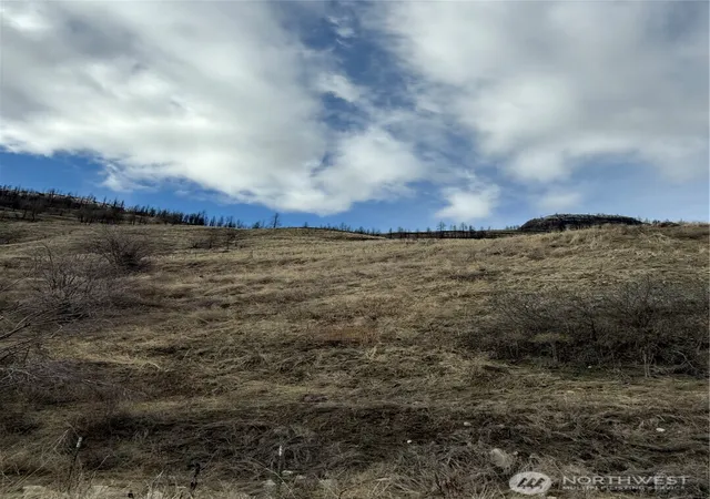 Photo 1 of Land for sale at 28 Eagles Blf Rd, Oroville, WA 98844 | MLS# NWM2346767 | Listing updated on 2026-09-17