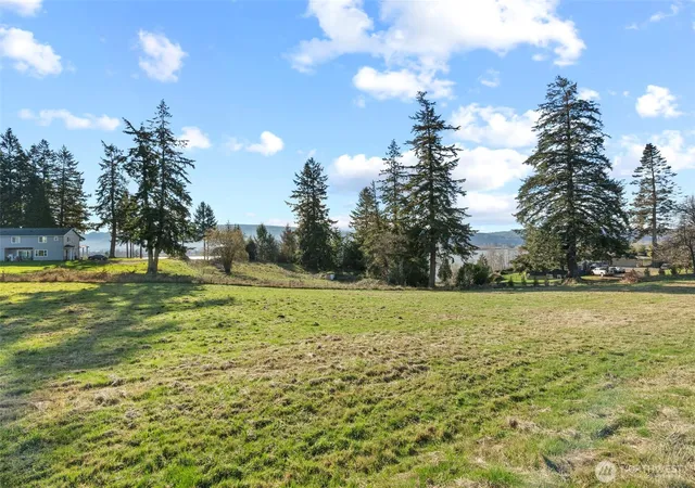 Photo 3 of Land for sale at 37 Sunnyfield Dr, Cathlamet, WA 98612 | MLS# NWM2351321 | Listing updated on 2026-09-17