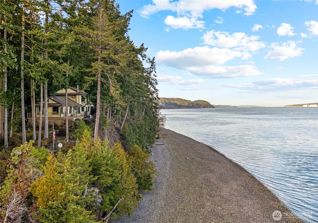 Photo 1 of Single family home for sale at 931 Whitney Rd, Quilcene, WA 98376 | MLS# NWM2353155 | Listing updated on 2026-09-21