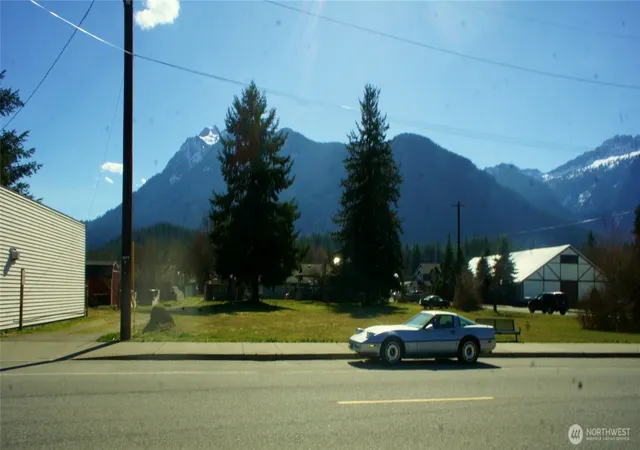 Photo 2 of Land for sale at 1095 Darrington St, Darrington, WA 98241 | MLS# NWM2353435 | Listing updated on 2026-09-25