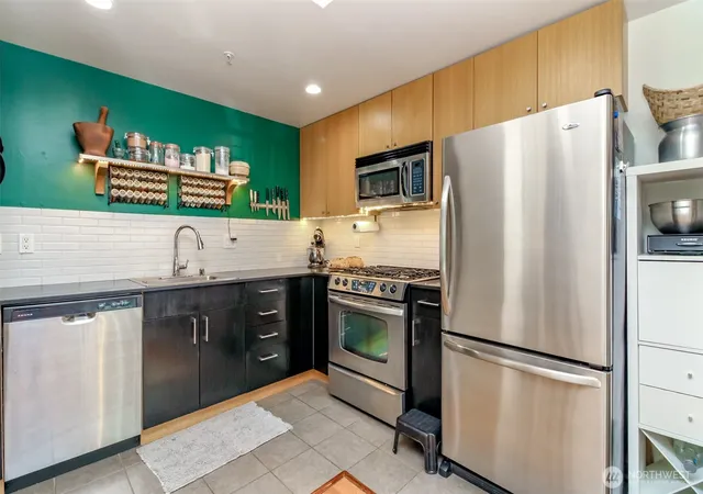 Photo 3 of Condo for sale at 76 Cedar St #207, Seattle, WA 98121 | MLS# NWM2356007 | Listing updated on 2026-09-17