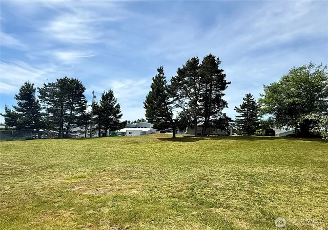 Photo 4 of Land for sale at 114 E Bayview Ln, Westport, WA 98595 | MLS# NWM2360976 | Listing updated on 2026-09-17