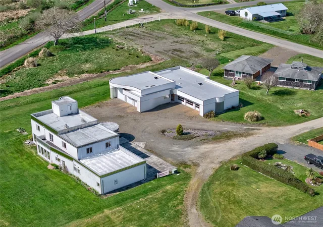 Photo 2 of Single family home for sale at 6804 Chatham Way, Ilwaco, WA 98624 | MLS# NWM2363378 | Listing updated on 2026-09-17