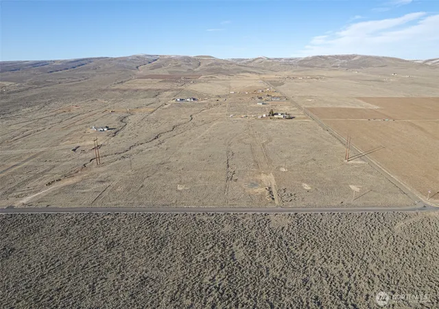 Photo 1 of Land for sale at 3 Road 13 Nw, Quincy, WA 98848 | MLS# NWM2363986 | Listing updated on 2026-09-17