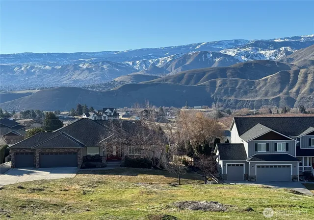 Photo 1 of Land for sale at 990 Sage Crst Dr, Wenatchee, WA 98801 | MLS# NWM2364530 | Listing updated on 2026-09-17