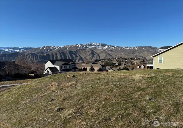 Photo 3 of Land for sale at 990 Sage Crst Dr, Wenatchee, WA 98801 | MLS# NWM2364530 | Listing updated on 2026-09-17
